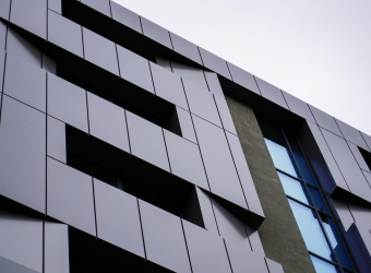 THE POWER OF ALUMINUM IN MODERN CONSTRUCTION