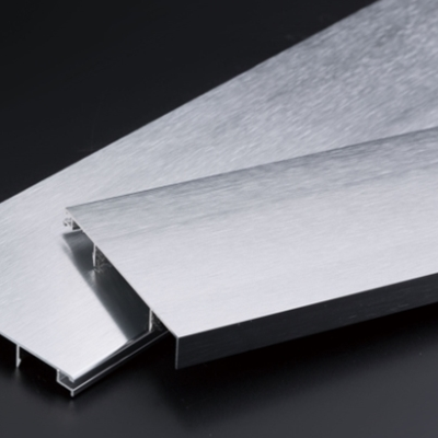 Aluminium skirtings 