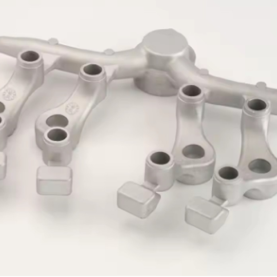 Gearbox casing, engine casing